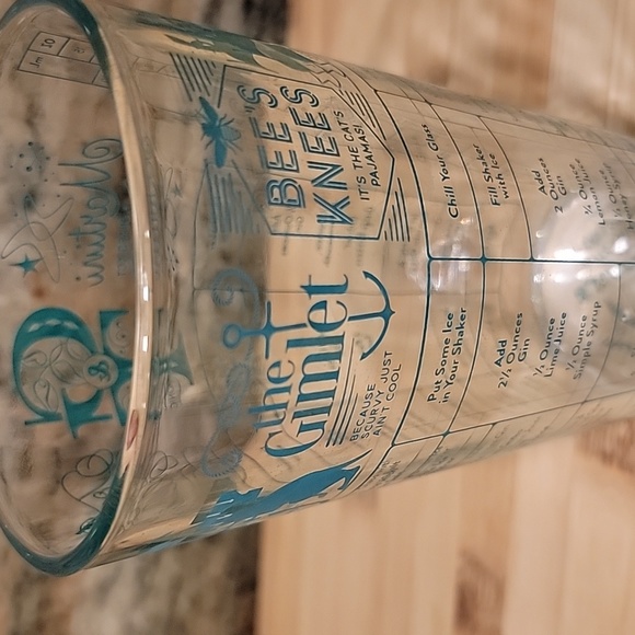 Gin Cocktail Recipe Glass - Picture 10 of 12